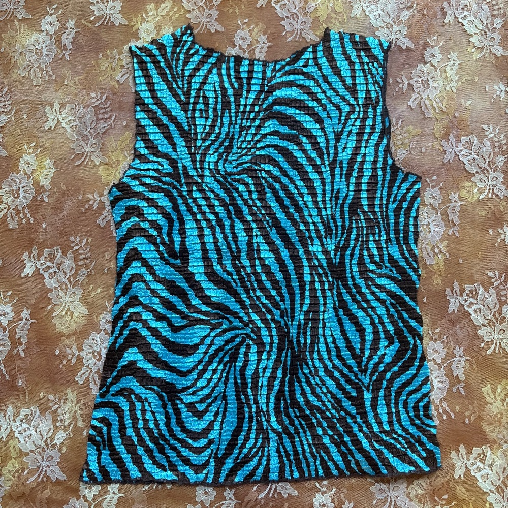 Crinkly brown & blue top